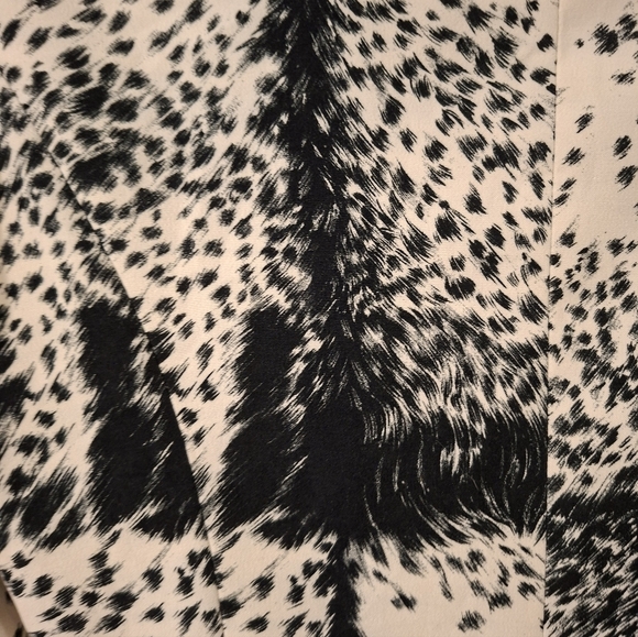 Alberto Makali Women's Lace & Pony Print Jacket with Hidden Closure (Size US 4) - Picture 8 of 9